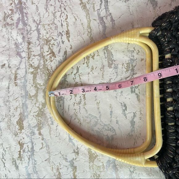 Vintage Crochet Carpet Handbag  - Picture 3 of 9